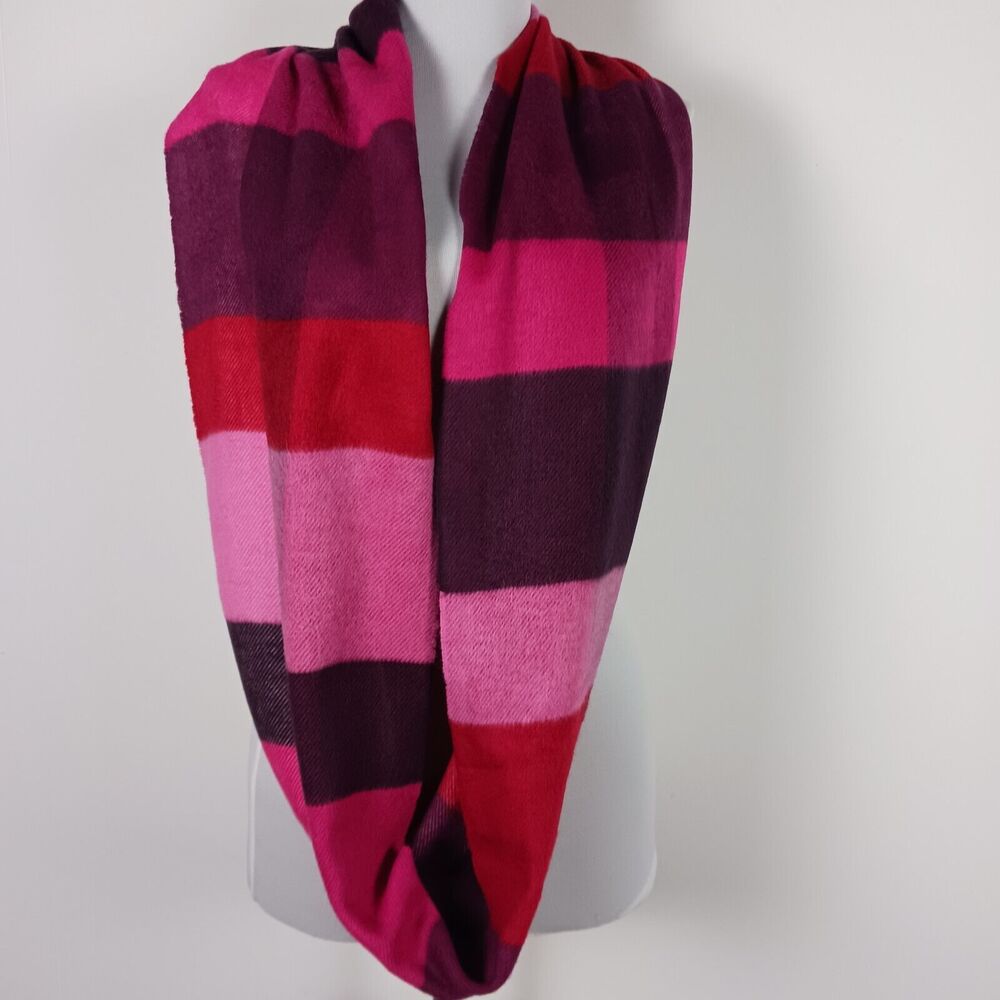 Cashmink V. Fraas Germany Infinity Scarf Red Pink Purple Gradient Soft Luxury